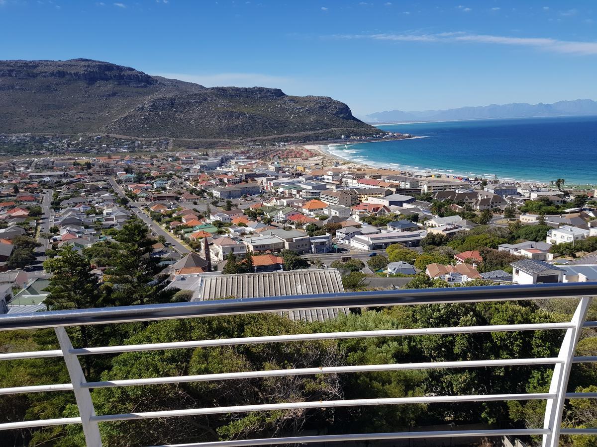 Beach View Guest House Fish Hoek Esterno foto