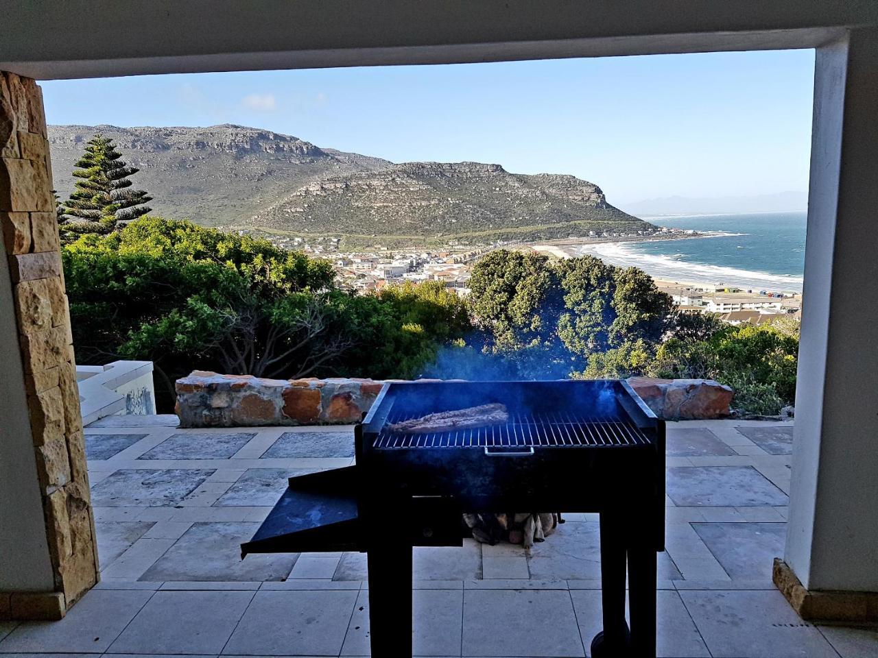 Beach View Guest House Fish Hoek Esterno foto