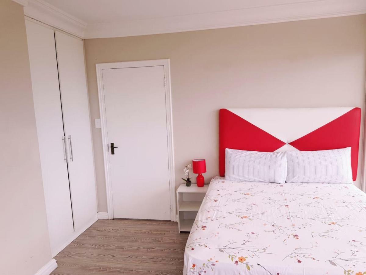 Beach View Guest House Fish Hoek Esterno foto